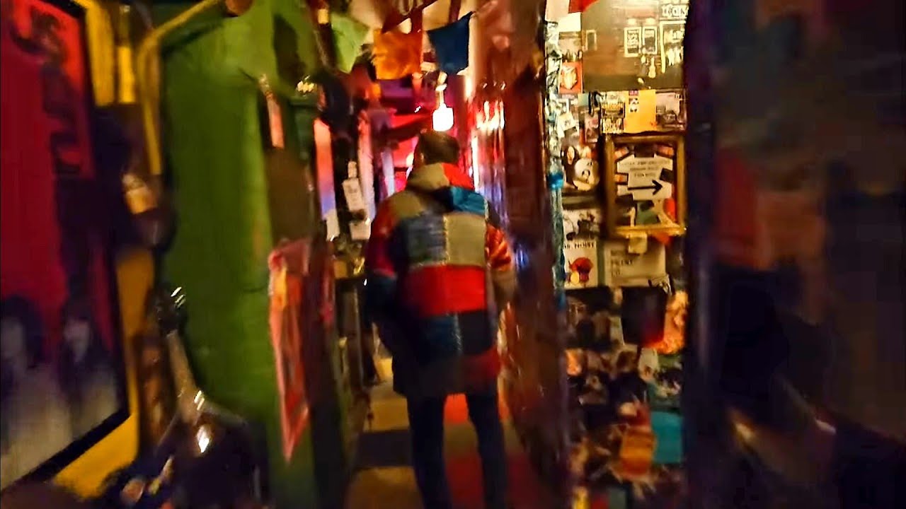 Baz Shows us the Grungiest Music Studio in Manchester (Brunswick Mill)