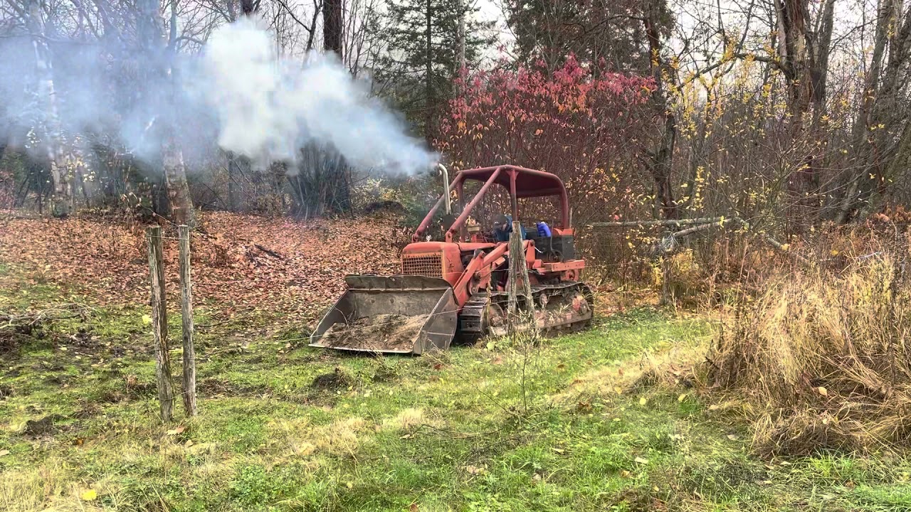 59’ Allis Chalmers hd6g crawler, cold start and operation.