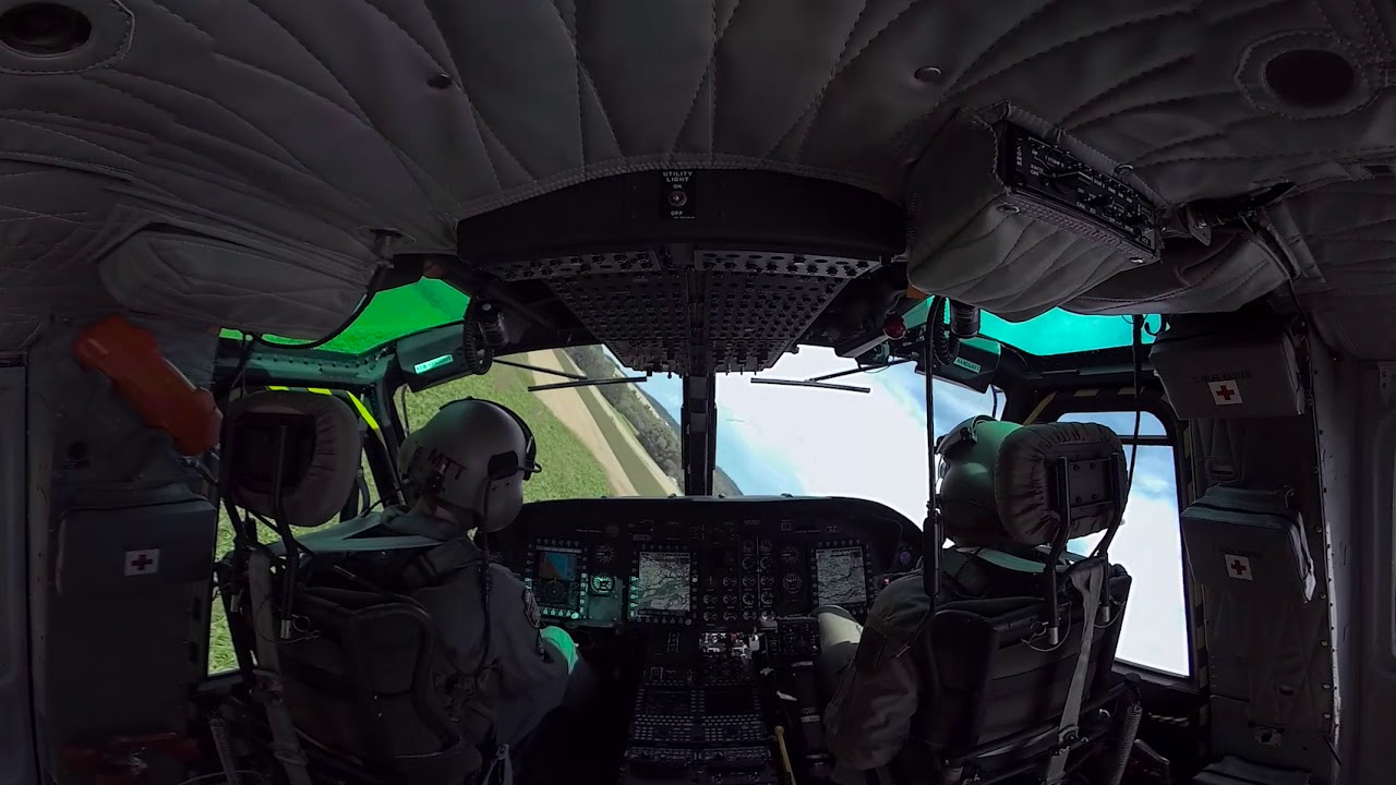 360-Grad-Video Hubschrauberflug der Agusta Bell 212