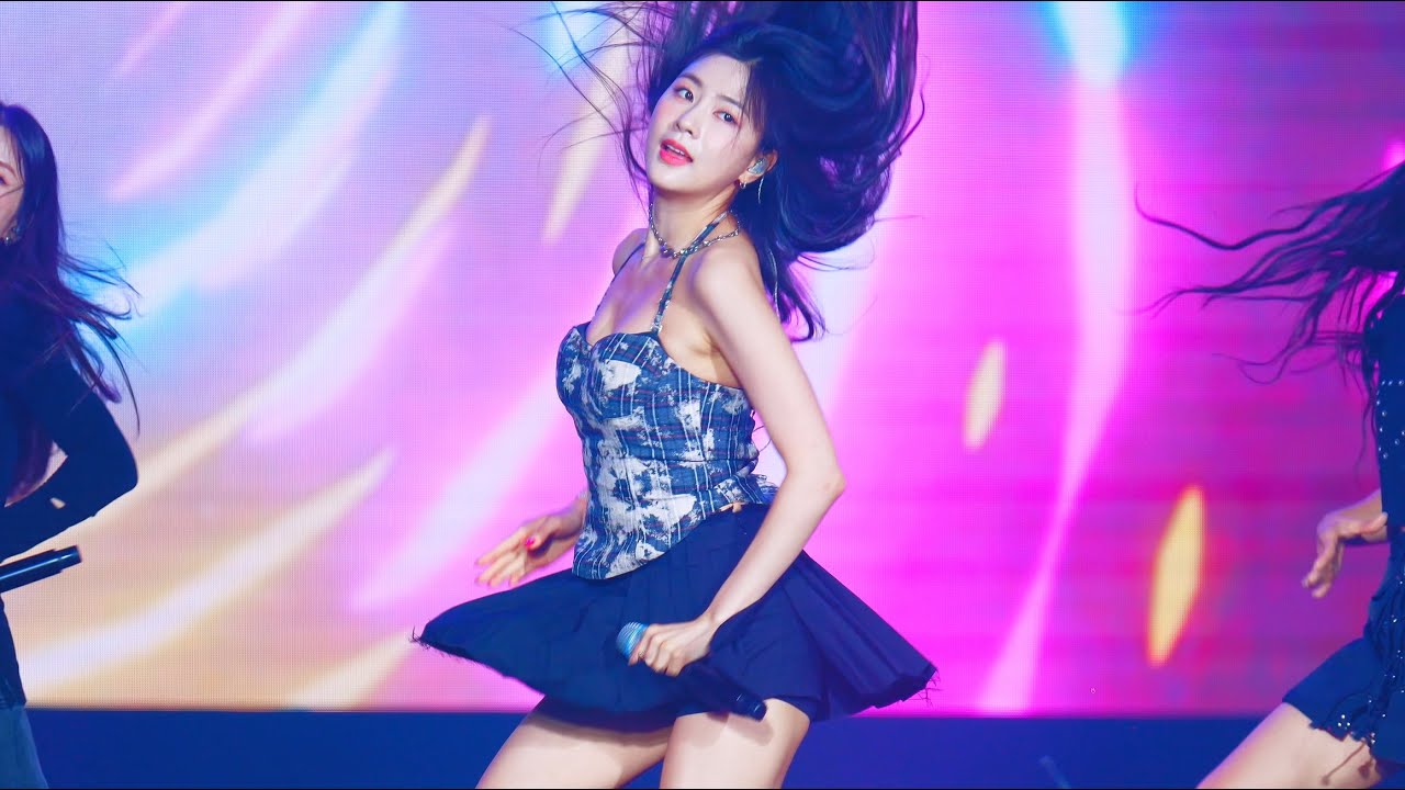 에이핑크(Apink) 덤더럼(Dumhdurum) @230812 대전 0시 축제 직캠