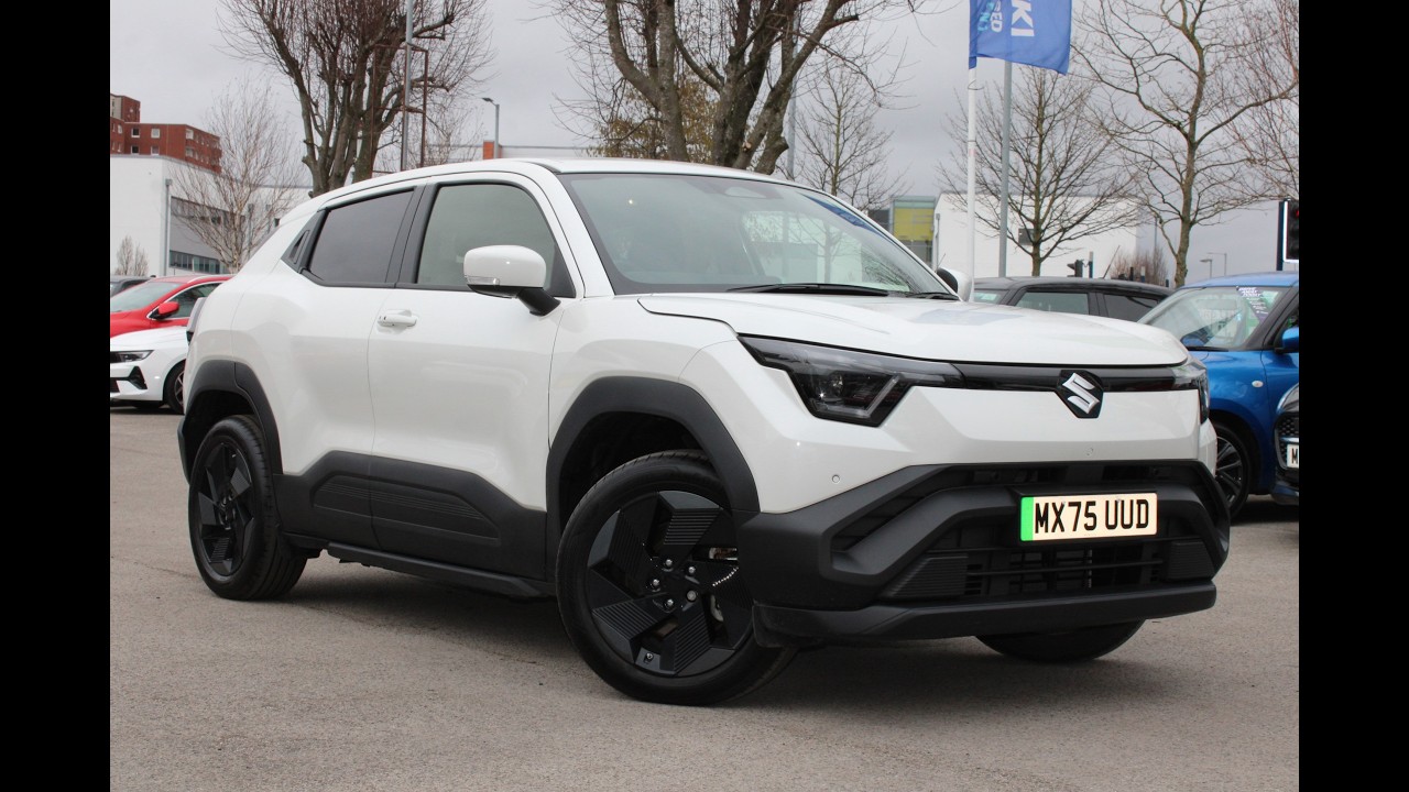 MX75 UUD Suzuki E-Vitara Motion ALLGRIP 61Kw 5dr Arctic White 2025