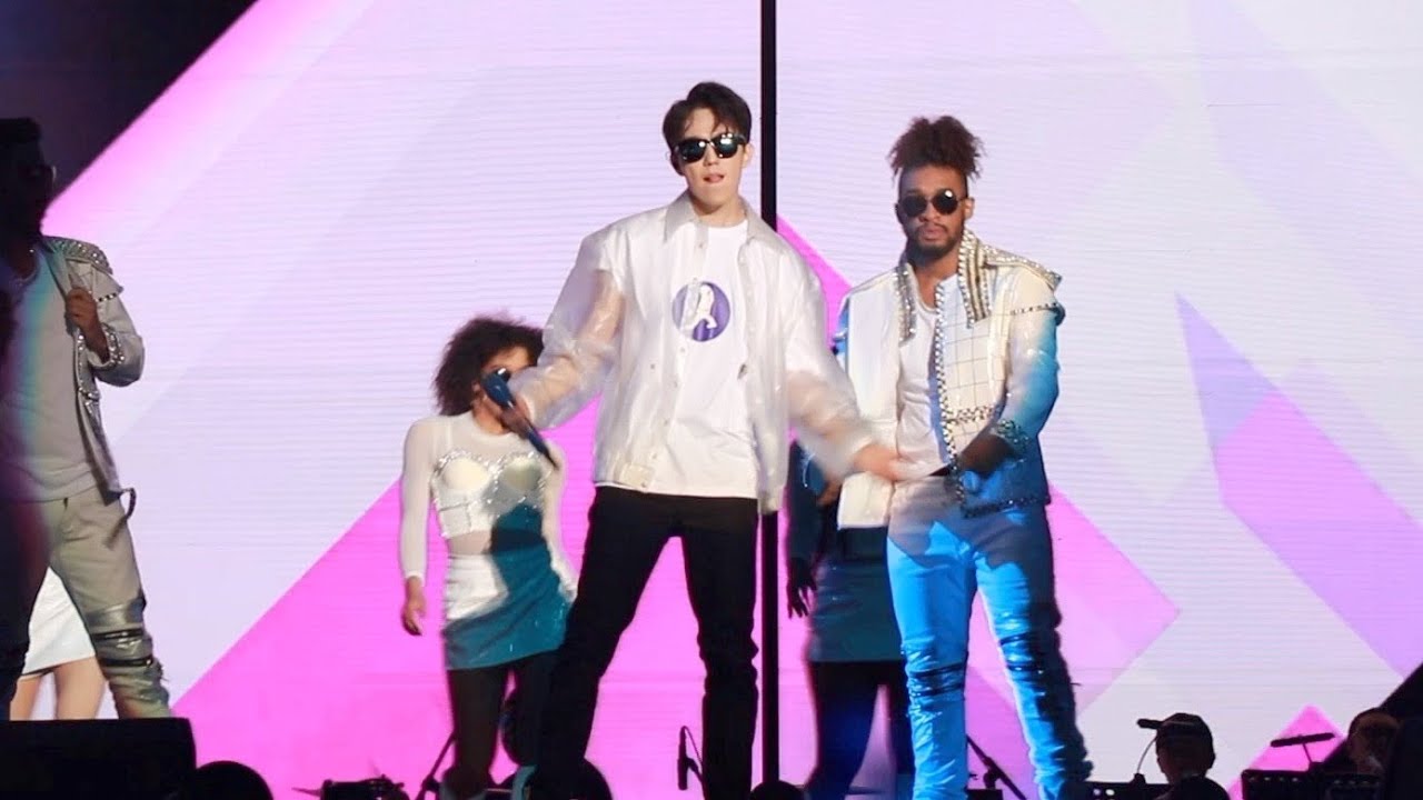 [Fancam][SUB] Dimash - Neverland / Lively Planet (热闹星球) | Shenzhen D-Dynasty concert