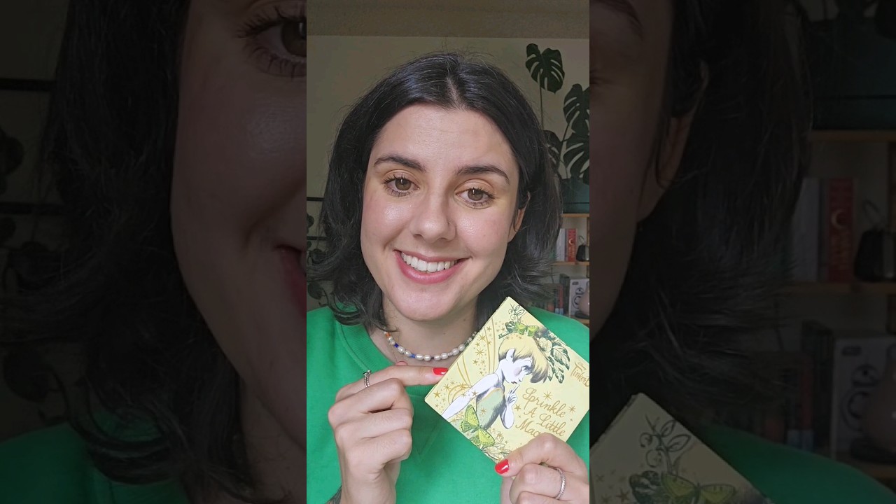 ASMR my favourite green eyeshadow ✨🧚&zwj;♀️💚