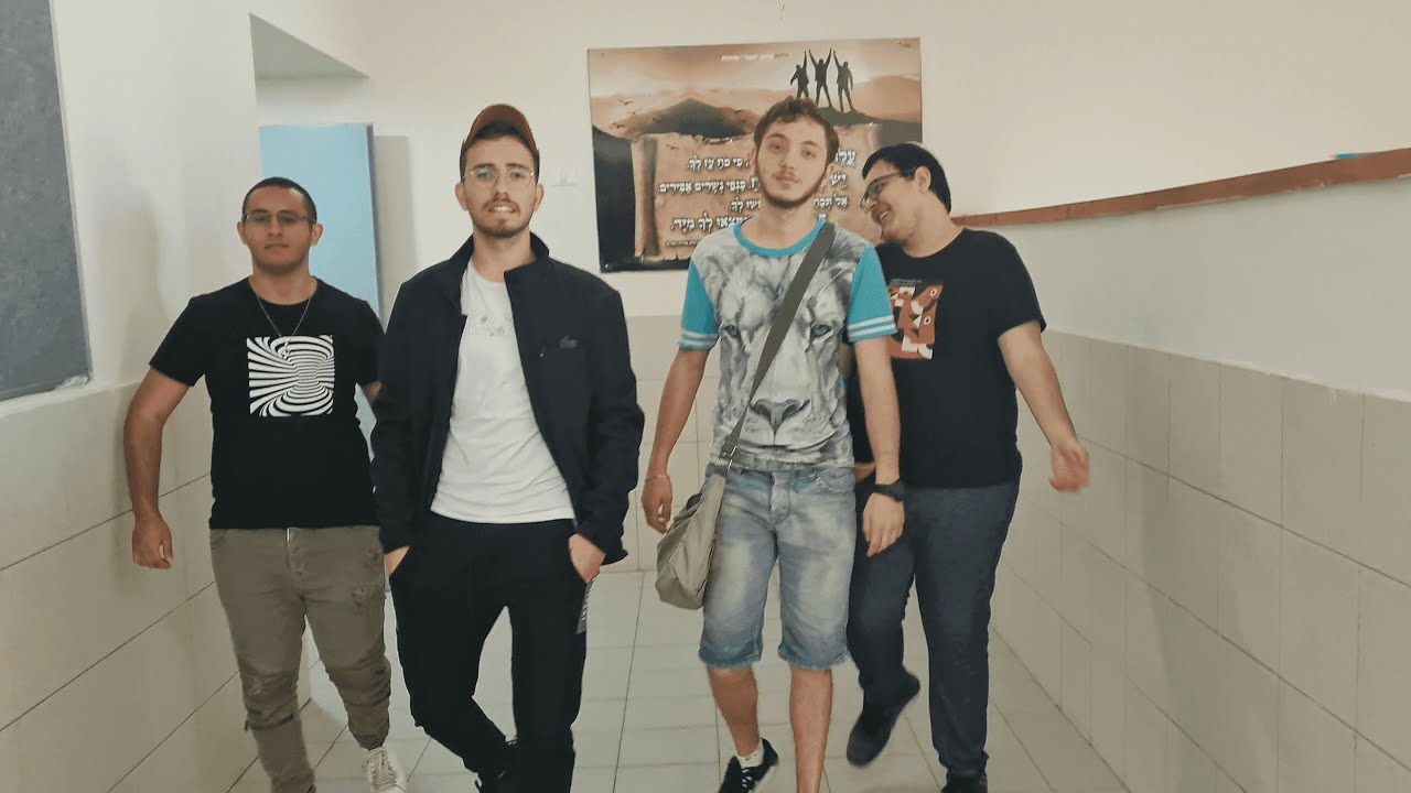 לשחרר את סרוסי סרט הכתרה תיכון דרכא הצבי נתיבות מחזור כ