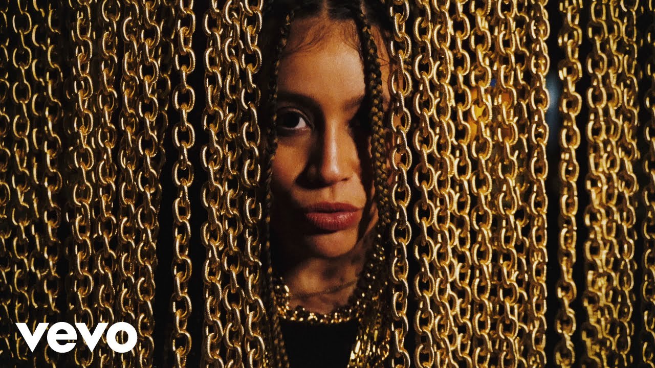 Angie Rose - 7 Gold Chains
