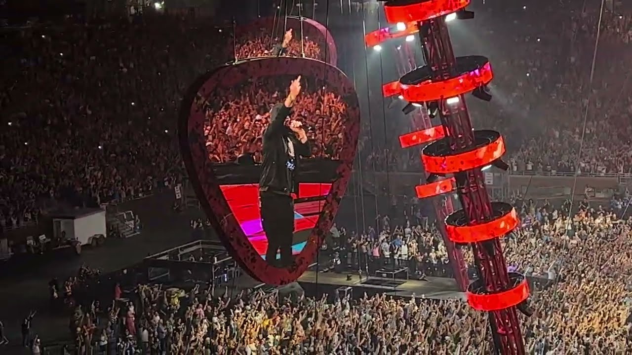 Eminem's surprise performance of ‘Lose Yourself’ and 'Stan' during Ed Sheeran’s Detroit concert 4K