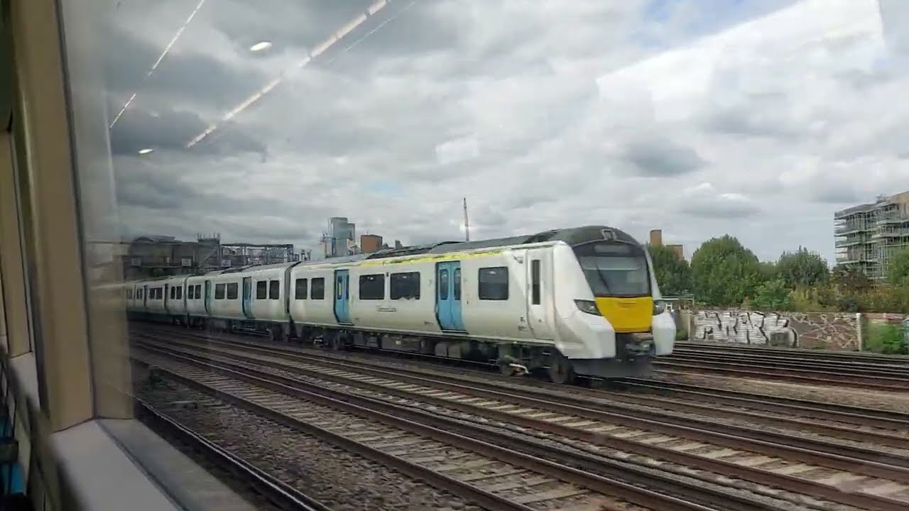 London Train : Orpington - London Bridge Non Stop on Southeastern Train ! National Rail!