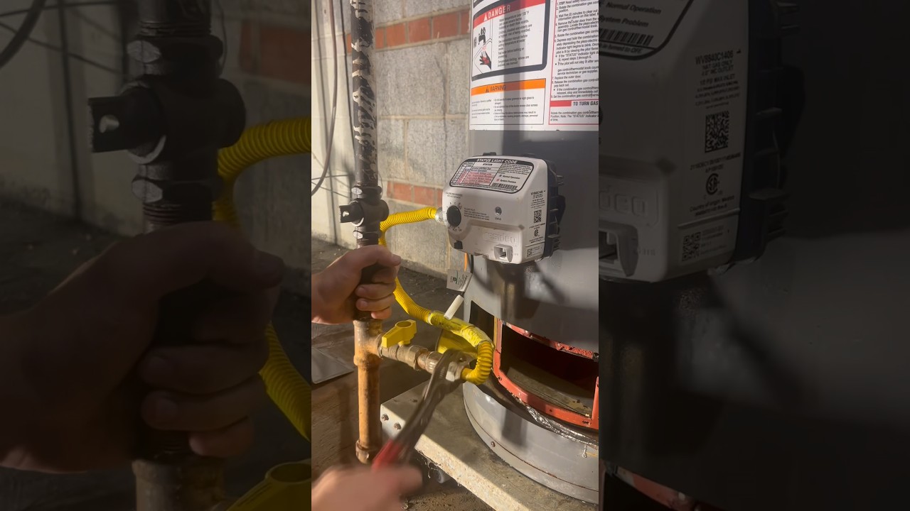 Plumber scams a Customer