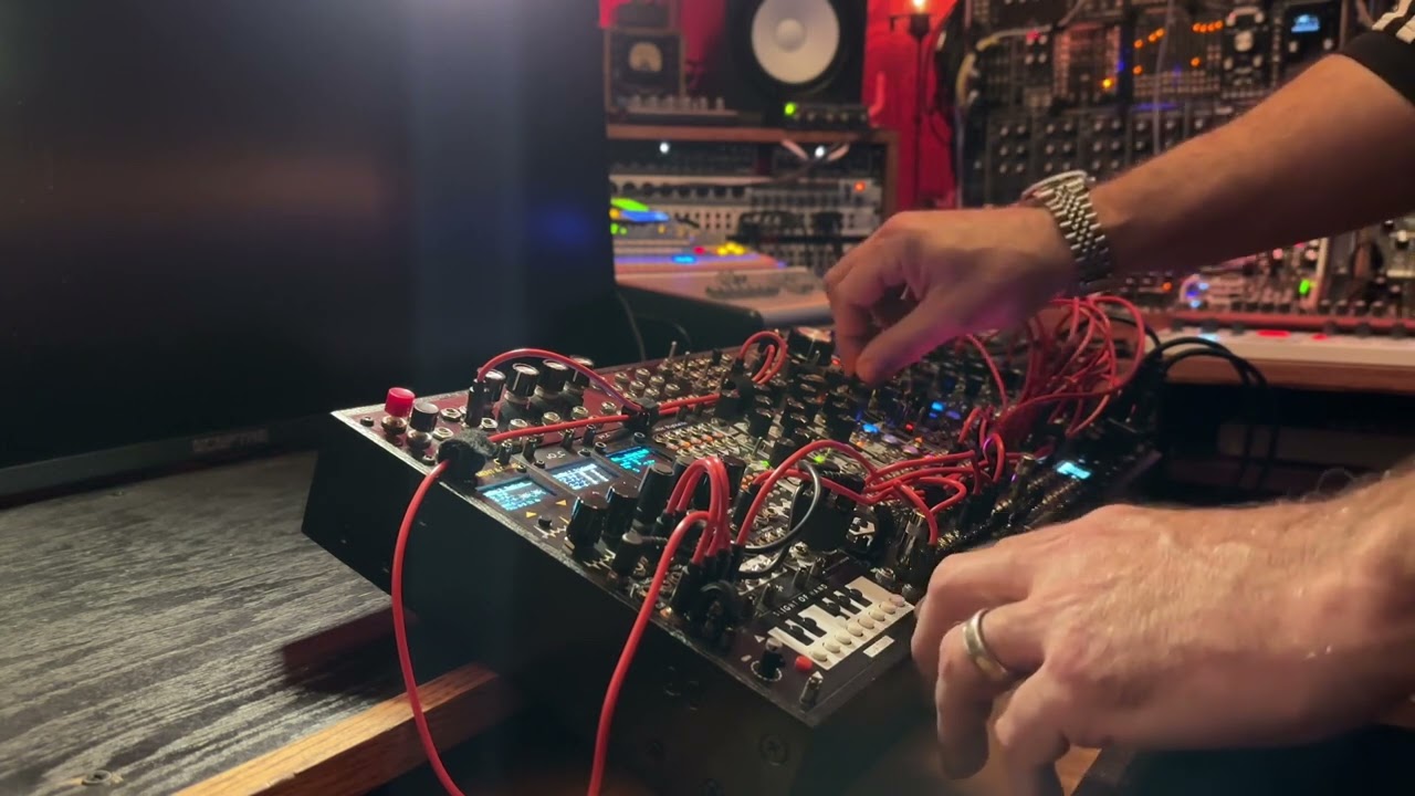 Slight Of Hand by FlatSix Modular: Slew application