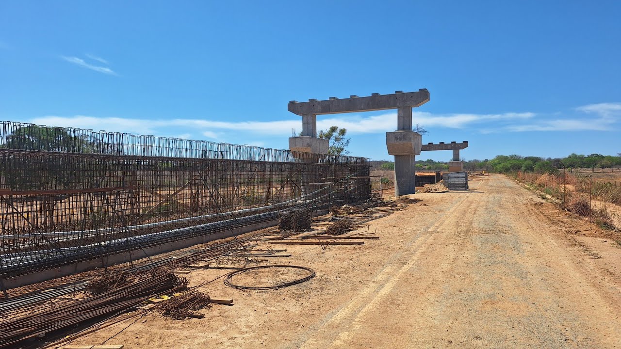 INÉDITO, veja em 1° MÃO Construção da Ponte Sobre o Rio São Francisco em São Francisco-MG v8/8