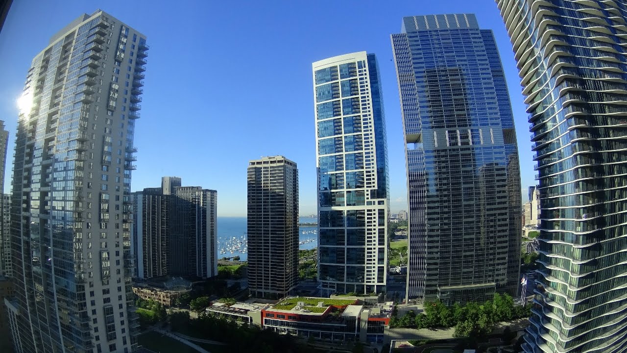 Swissotel Chicago - Premier corner room amazing views and tour