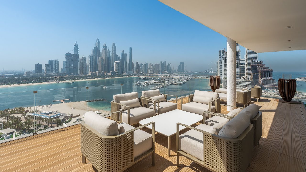 Stunning Beachfront Duplex Penthouse on the Palm