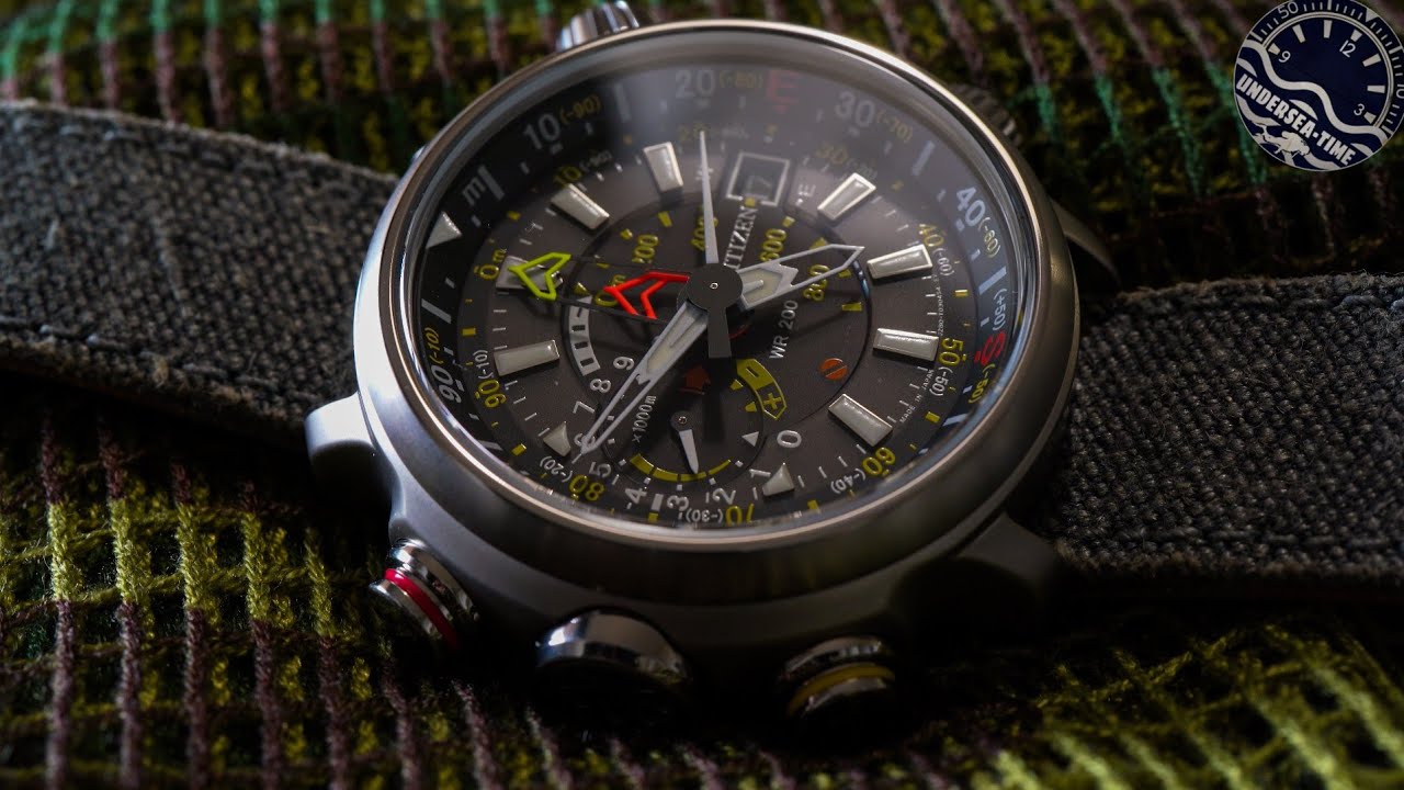 Citizen Altichron in Titanio Duratec con Altimetro e bussola: da -300 a +10.000 metri!