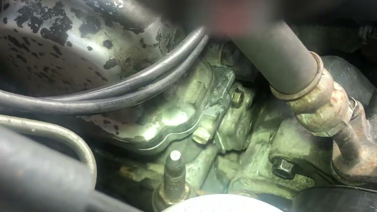 2002 Honda CRV - Engine Oil Leaks - Valve Cover Gasket- VTC Oil Cover