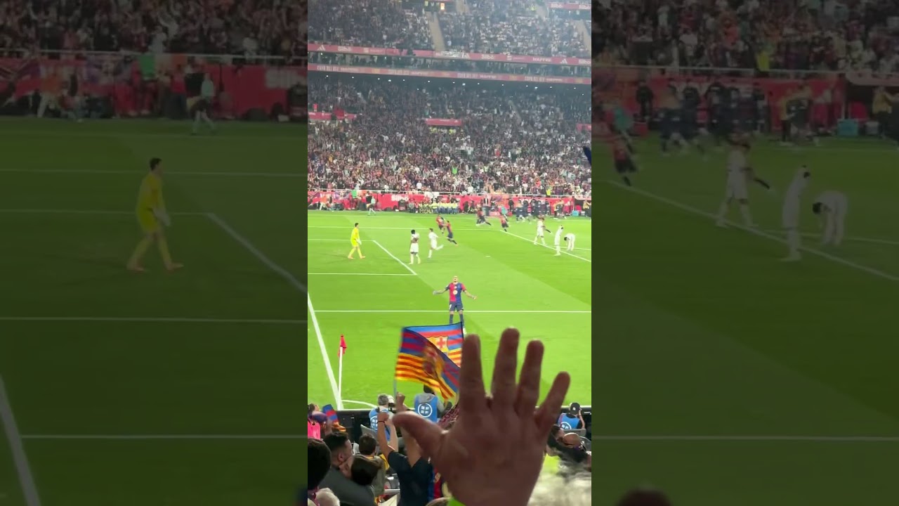 ⚽️ El gol de Jules Kounde. #youtubeshorts #football #foryou #futbol #funny #fyp #fun