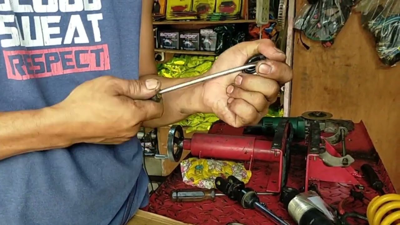 HOW TO REPAIR XR200 MONO SHOCK