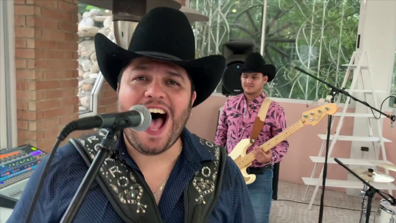 No logre Olvidarte (Los Cachorros ft Los Maxximos