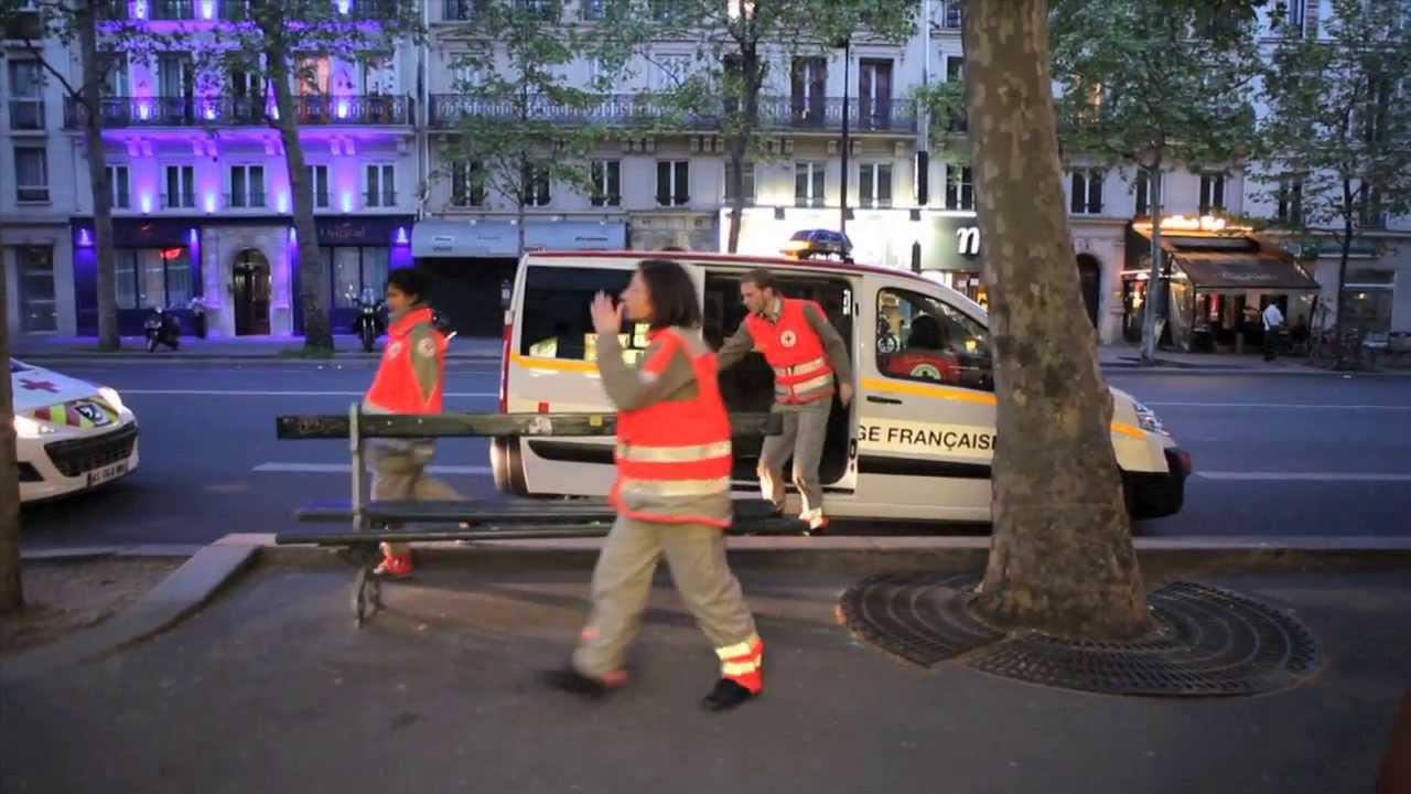 Maraude avec les bénévoles de la Croix-Rouge