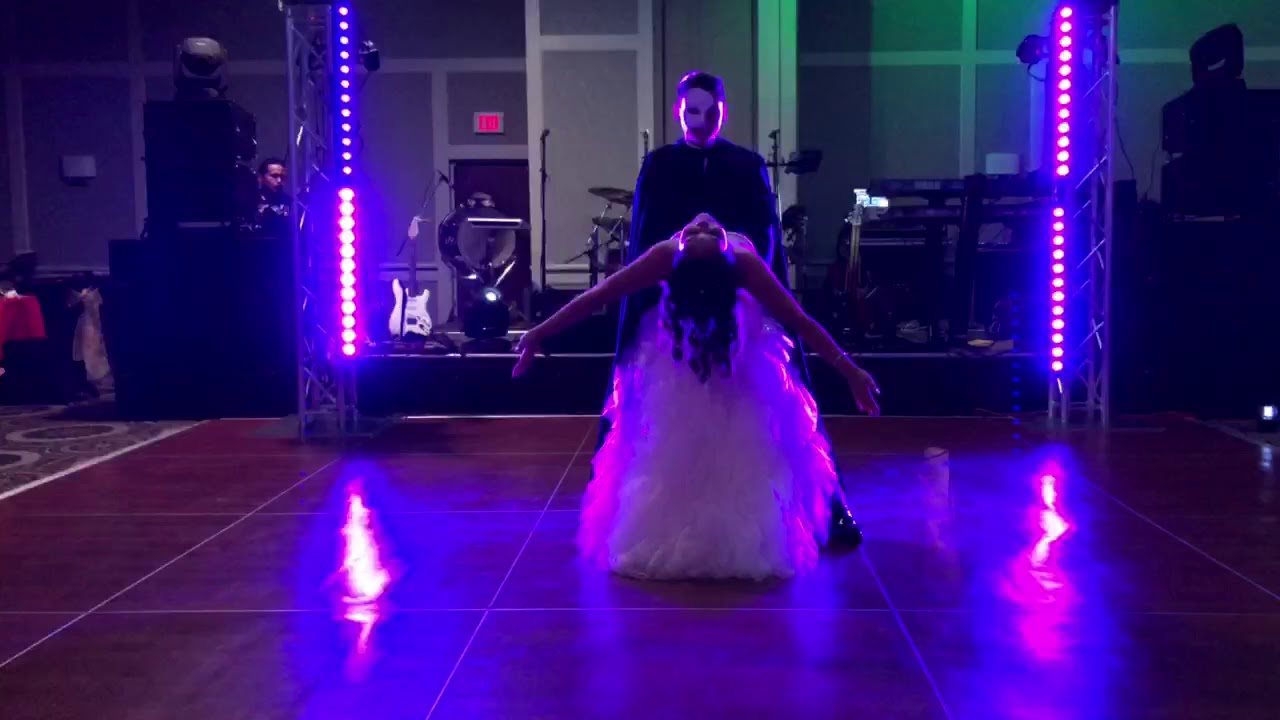 Vals  fantasma de la opera Valerie's sweet 16