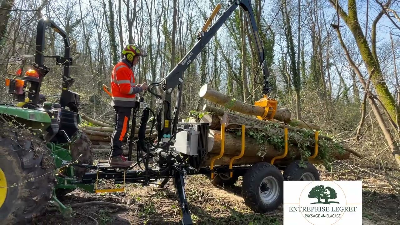 Nouveaut&eacute; mat&eacute;riel : remorque/grue foresti&egrave;re