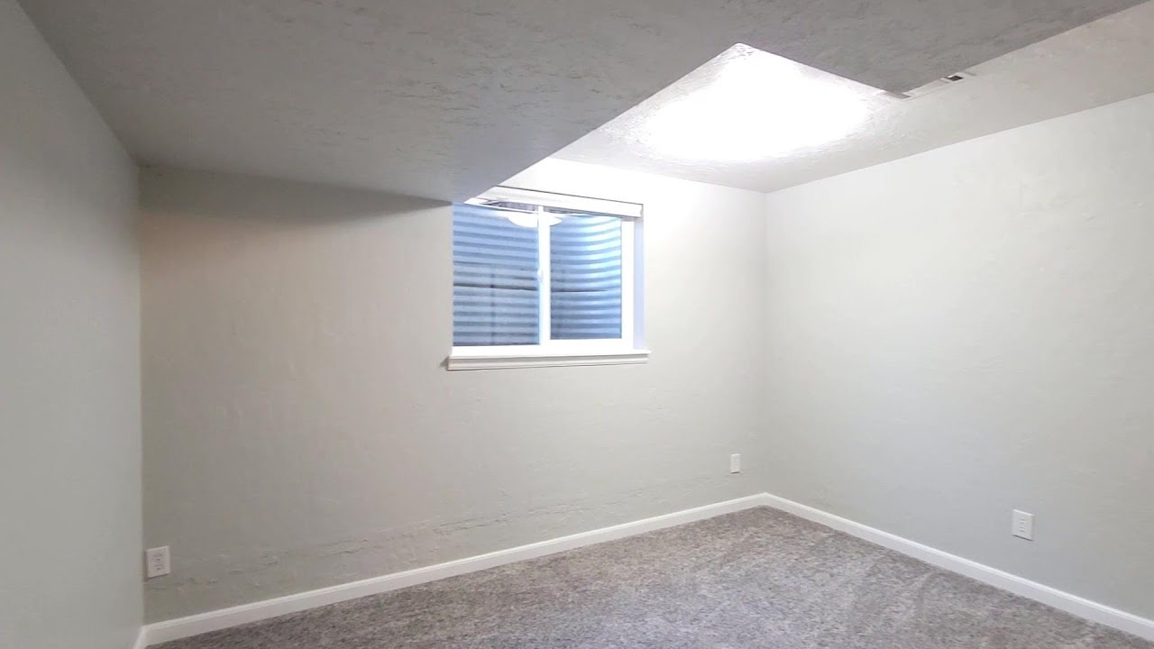 2913 Silverwood Dr, Fort Collins, CO 80525