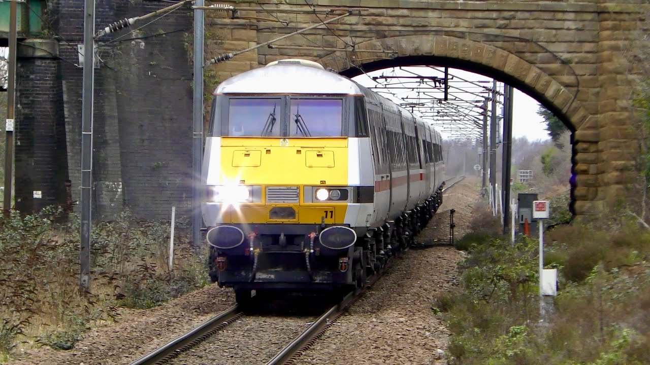 Trains at Fitzwilliam | 29/12/25 | 4K