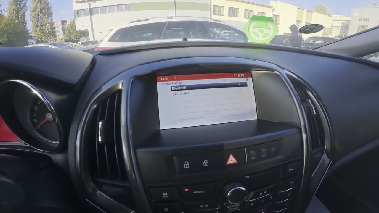 Opel Astra J (2009&ndash;2019) &ndash; Как найти подключенные Bluetooth-устройства
