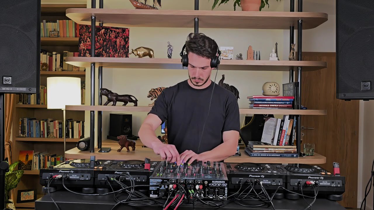 UNDER / #LETSMIXIT DJ TAKMICENJE