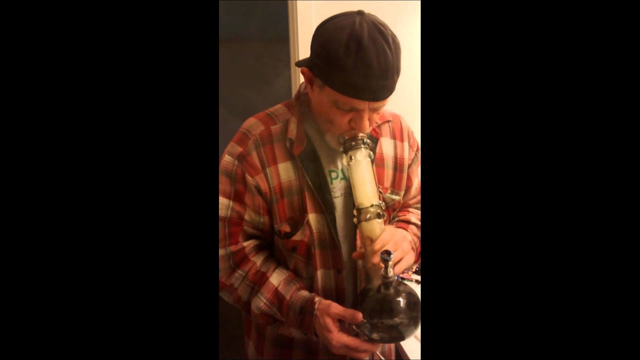 Dab on dome less titanium nail
