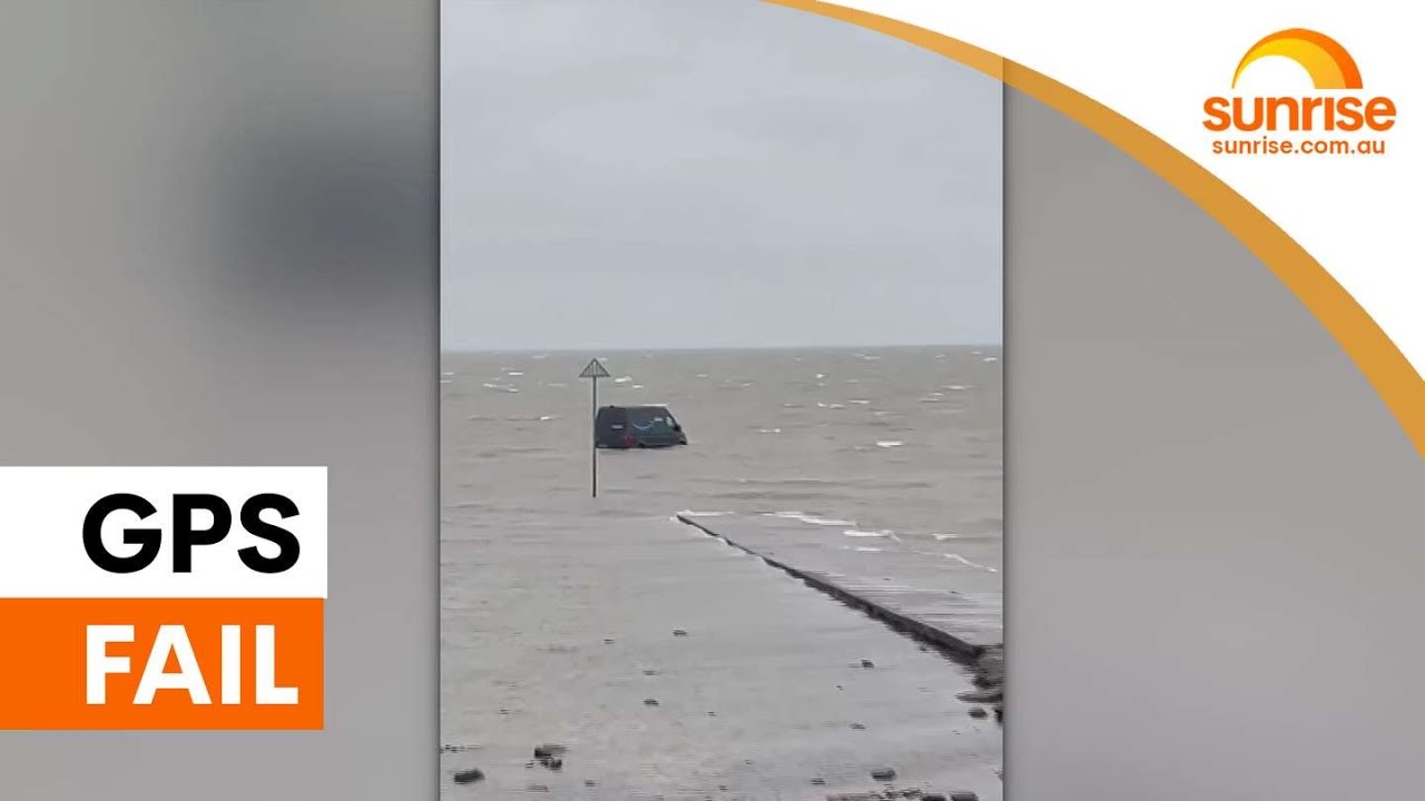 Amazon driver stranded on Britain's deadliest footpath | Sunrise