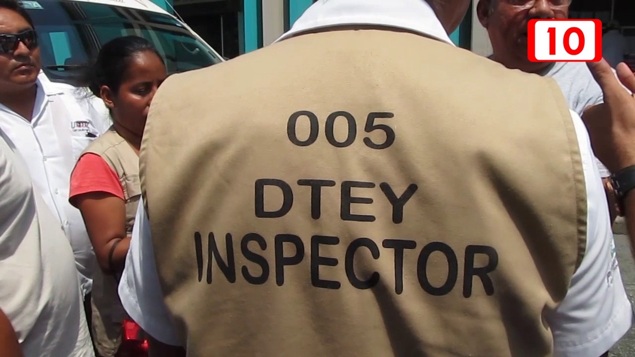 Denuncian abusos de director de transporte en Progreso