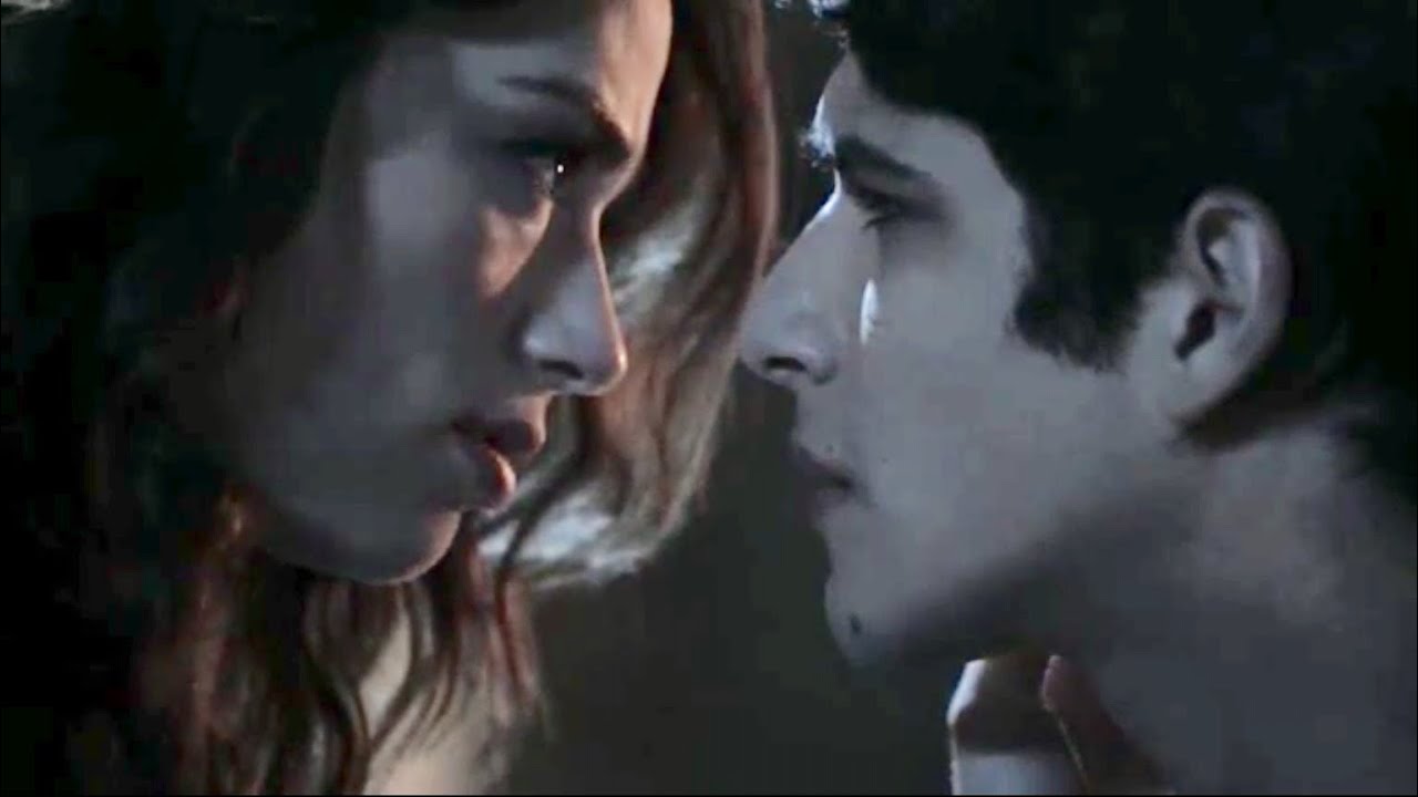 Allison tells Scott she loves him 1x12 ( Because I Love You ❤️ ) Teenwolf
