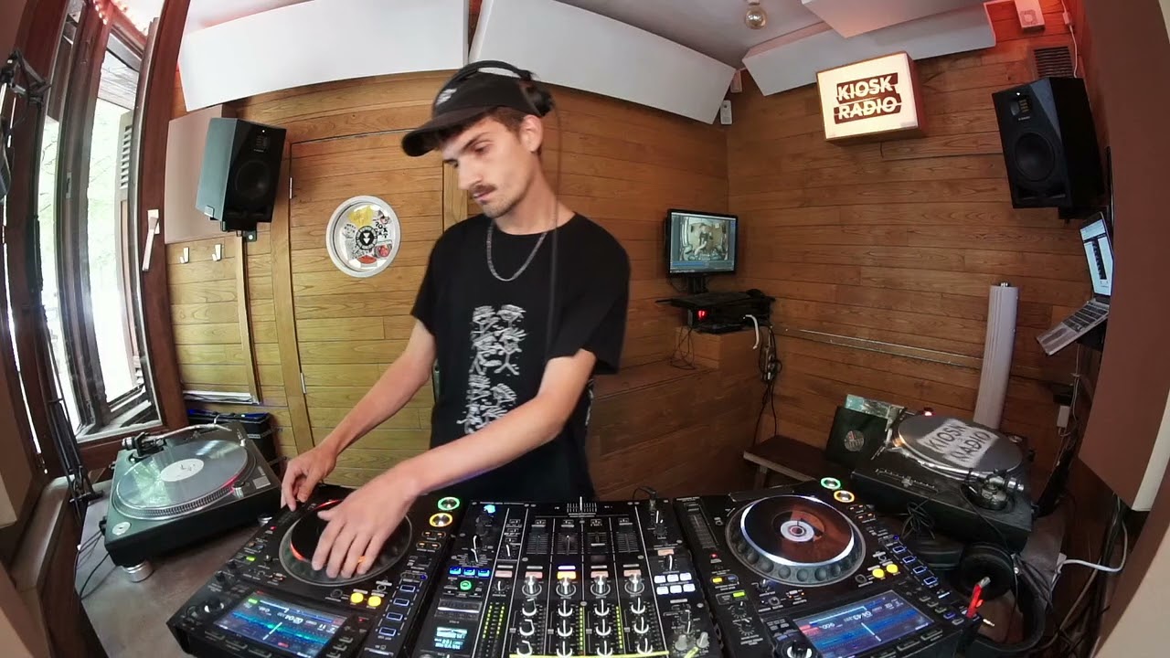 Planet Show w/ Dj Rino @ Kiosk Radio, Brussels