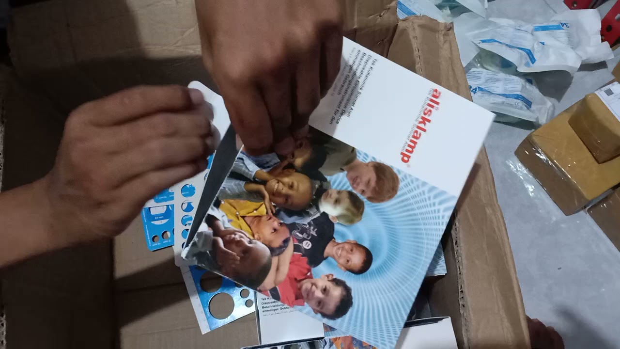 Unboxing Smartklamp.