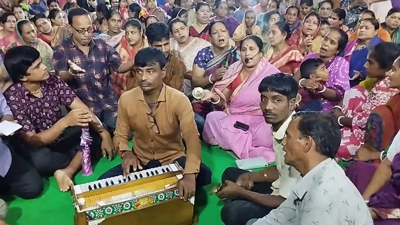 কদম তলায় লুট দিয়াছে শ্রীগৌরাঙ্গ রায়... সনাতনী কীর্তন.... সুরে কণিকা দাস