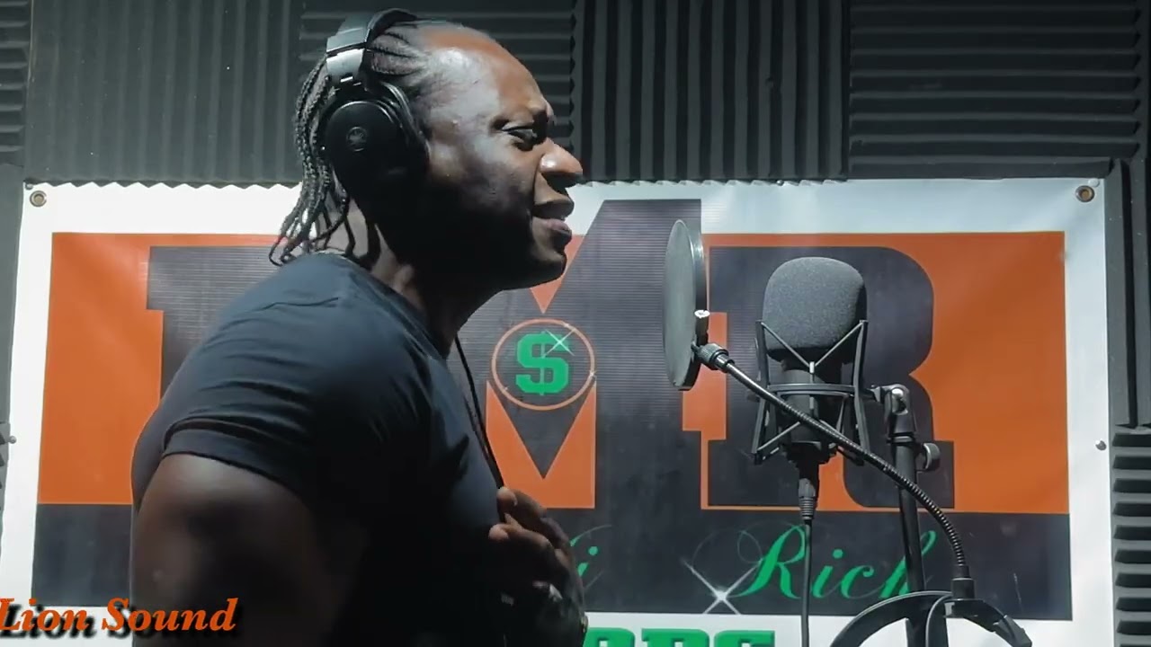 Lukie D  - Lock Dem Down - RMR Records Jamaica