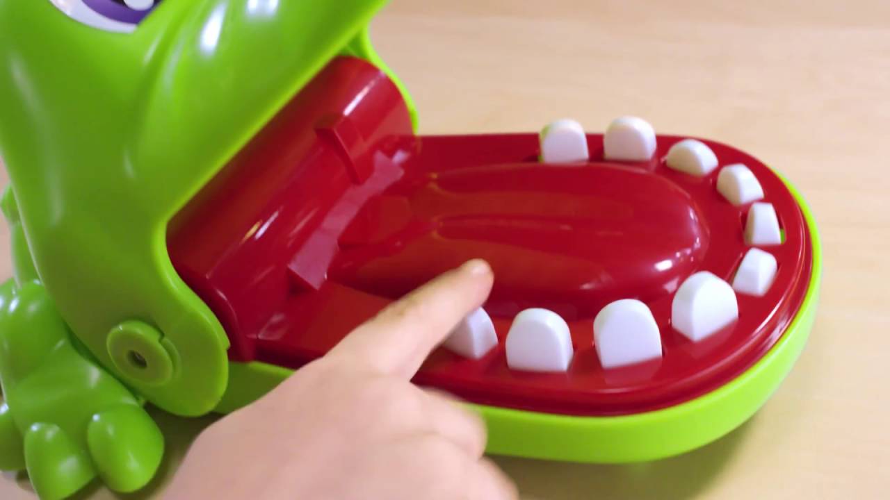 Hasbro Gaming - Kroko Doc - Spielvergn&uuml;gen f&uuml;r Gro&szlig; und Klein - DE