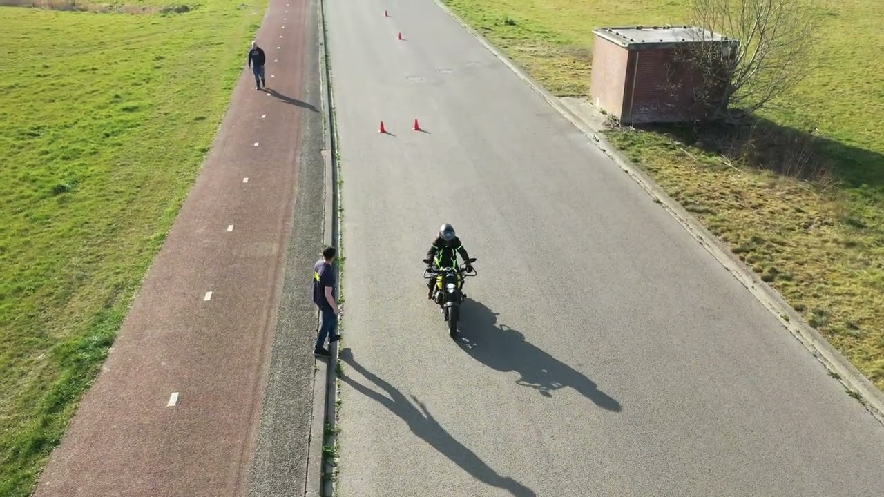 Motorrijles vanuit de lucht!