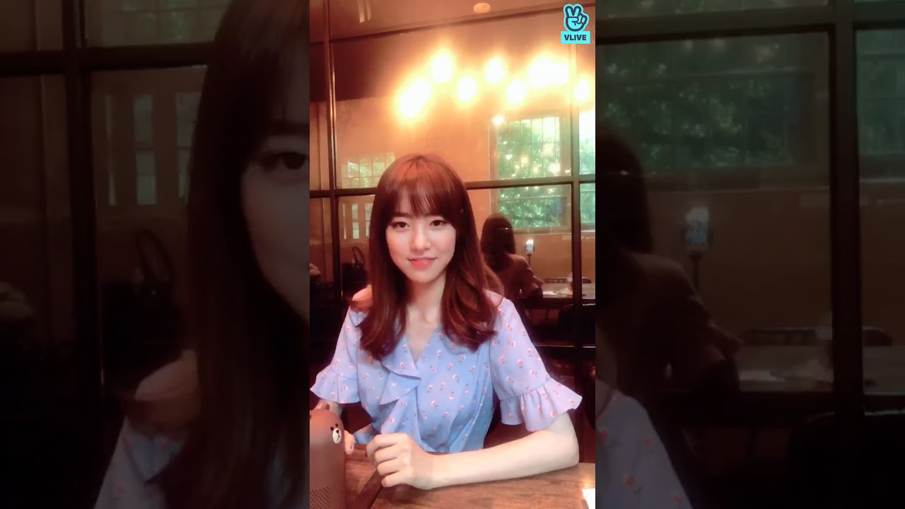 V LIVE   오늘 세연이와 함께해요❤️(Jin Se Yeon 陳世妍 진세연)
