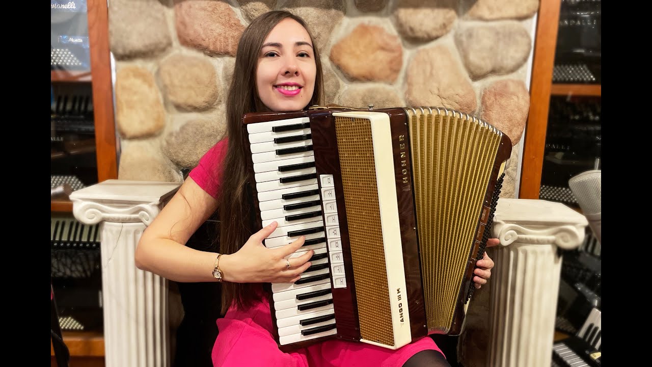 5855 - Golden Truffle Hohner Tango IIIM Piano Accordion LMM 41 120 $1299