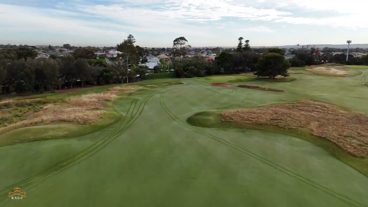 Hole 8 at The Royal Adelaide Golf Club