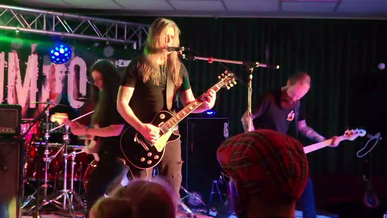 Scumdogz, Gimme A Shout, Rock im Turm in Kamen
