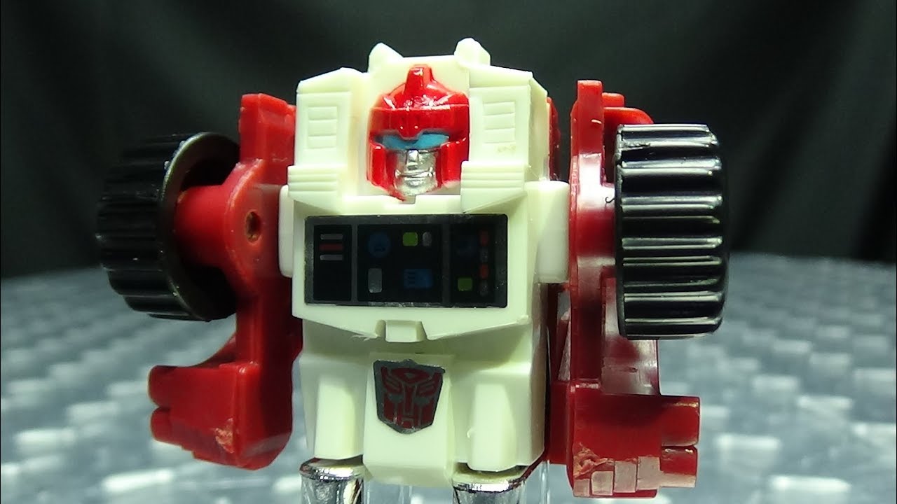 Reissue G1 SWERVE: EmGo's Transformers Reviews N' Stuff