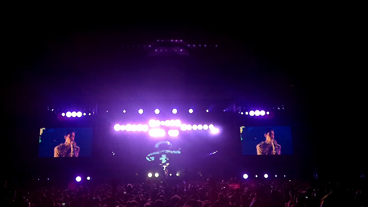 prince 'purple rain'@heineken opener'11 - gdynia poland