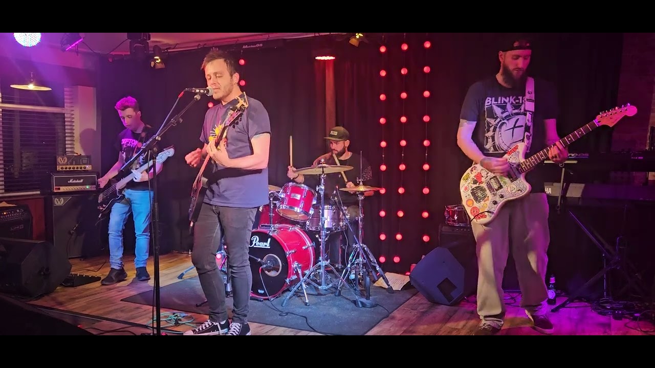 Familiar Enemies @ The Bandstand, Nairn, Highlands.
