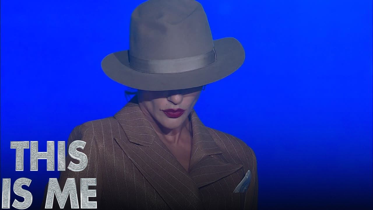 This is me - Elena balla 