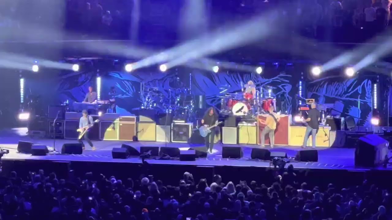 Foo Fighters & Rufus Taylor. Best of You. Taylor Hawkins Tribute. Live at Kia Forum in LA. 9/27/22.