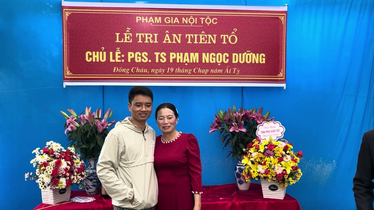  Đại gia đình tổ chức lễ vinh quy bái tổ của em trai .Phạm ngọc Dưỡng đây ạ.