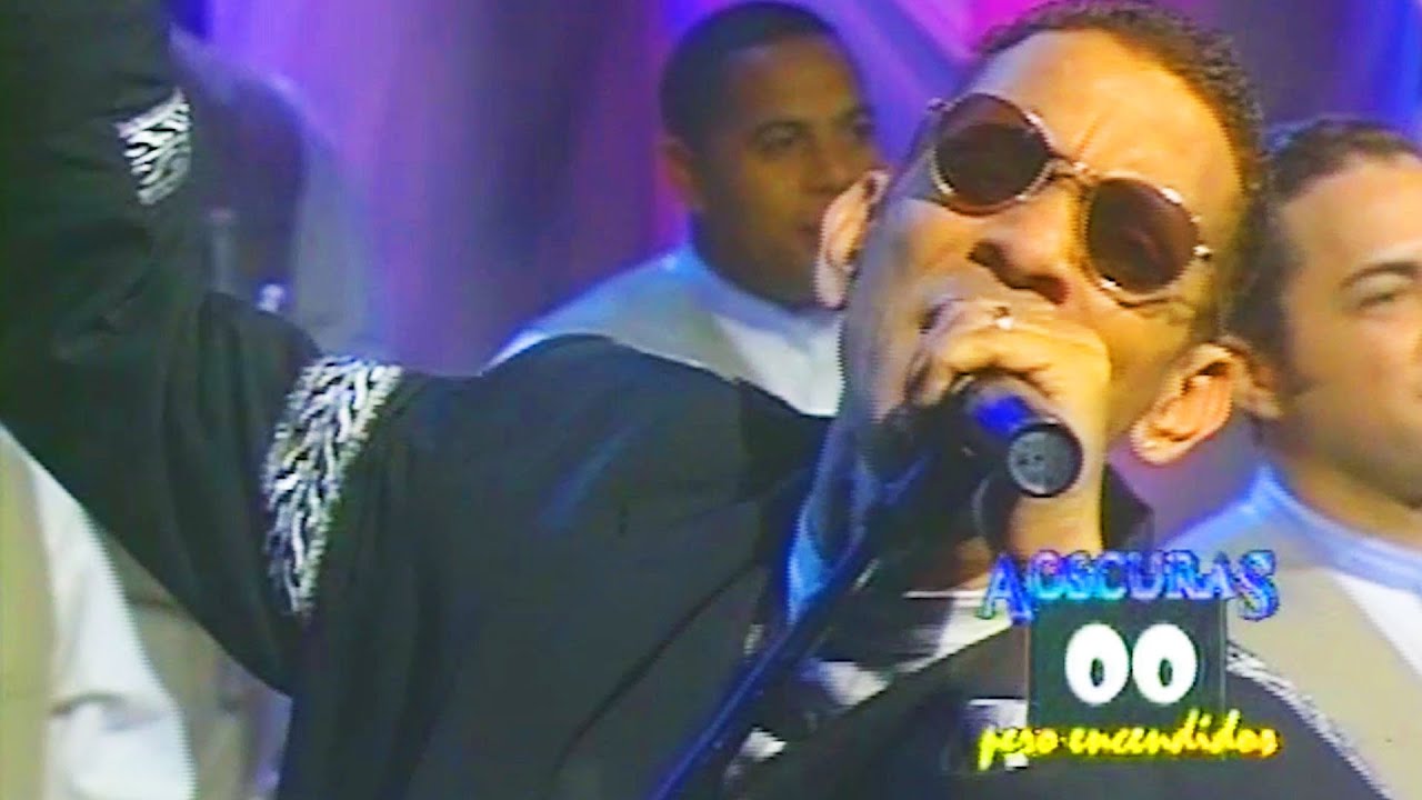 Toño Rosario - Siempre estoy pensando en Ella - A Oscuras Pero Encendidos