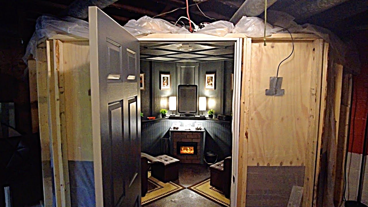 I Built A CIGAR LOUNGE In My House! - How To Build A Cigar Room In Your Home 🏡